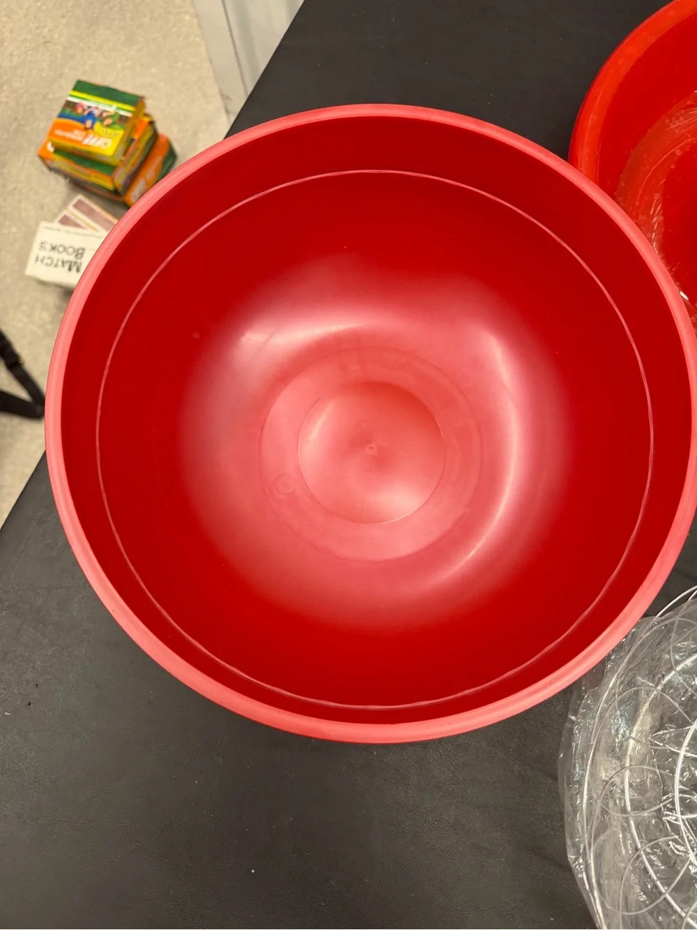 Assorted Plastic Bowl, Strainer, Divided Servers Kitchenware Set
